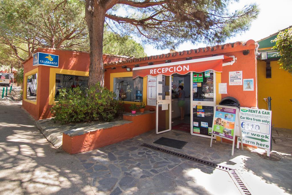 Complejo Turístico&Camping Cabopino Marbella Exterior foto